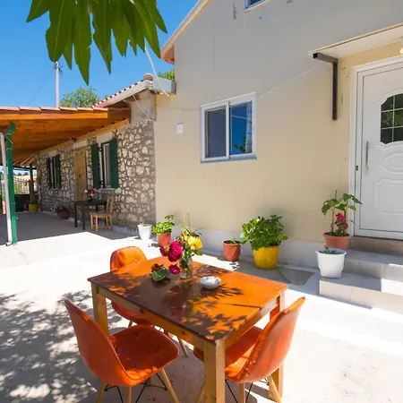 Guest house Basil & Guest House *